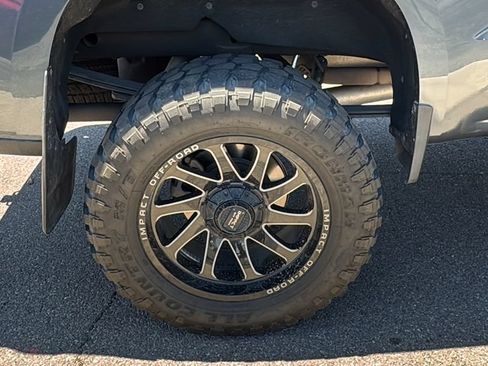 Used 2020 Chevrolet Silverado 1500 LT Trail Boss AWD/4WD image 27