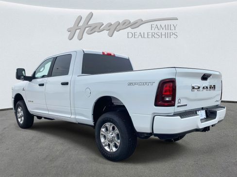 Used 2025 RAM 2500 Big Horn image 38