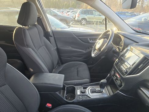 Used 2019 Subaru Forester Premium w/ All-Weather Package image 5