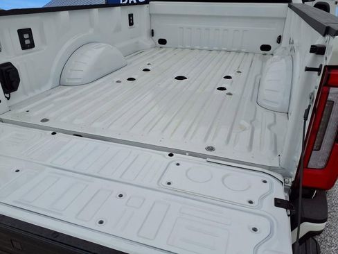 New 2025 Ford F450 Platinum image 26