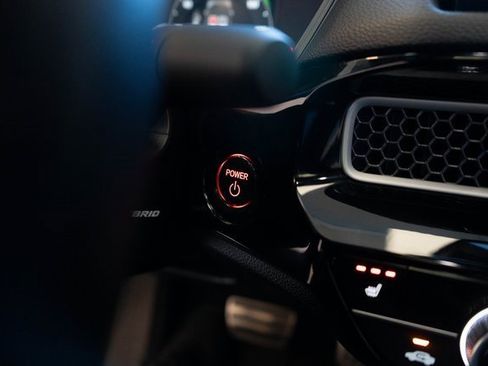 Used 2025 Honda Civic Sport image 28