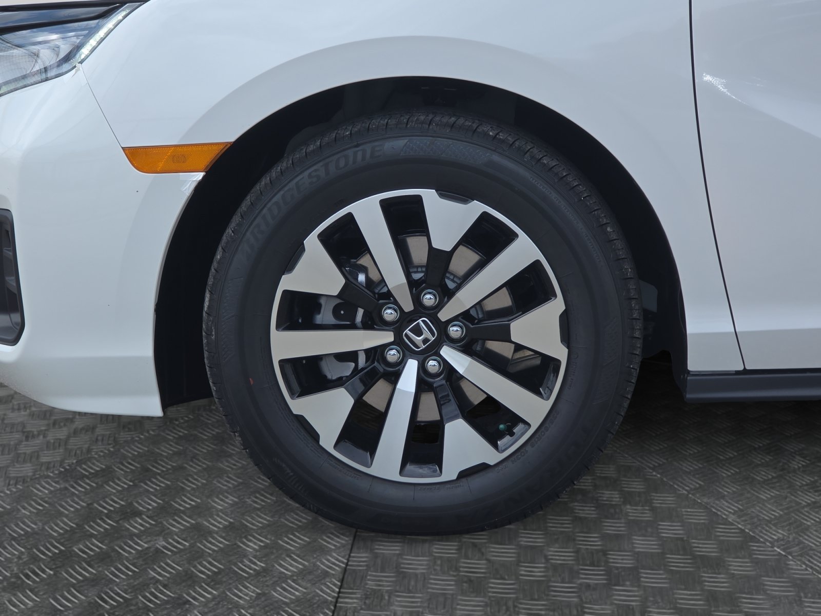 New 2026 Honda Odyssey EX-L image 9