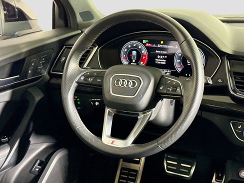 Used 2023 Audi SQ5 Premium Plus w/ Premium Plus Package AWD/4WD image 9