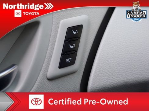 Certified 2024 Toyota Sienna Platinum FWD image 48