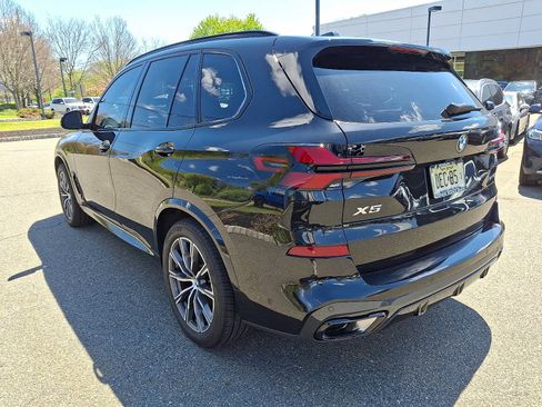 Used 2026 BMW X5 xDrive40i w/ M Sport Package AWD/4WD image 5