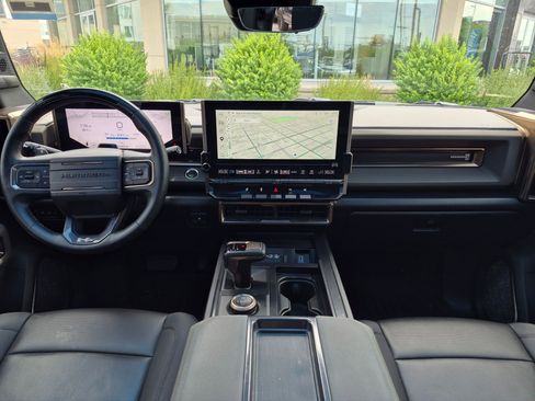 Used 2024 GMC Hummer EV 3X AWD/4WD image 28