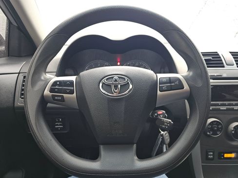 Used 2011 Toyota Corolla S FWD image 26