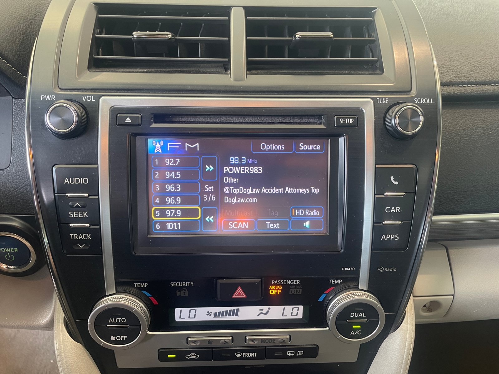 Used 2013 Toyota Camry XLE w/ Convenience Pkg FWD image 12