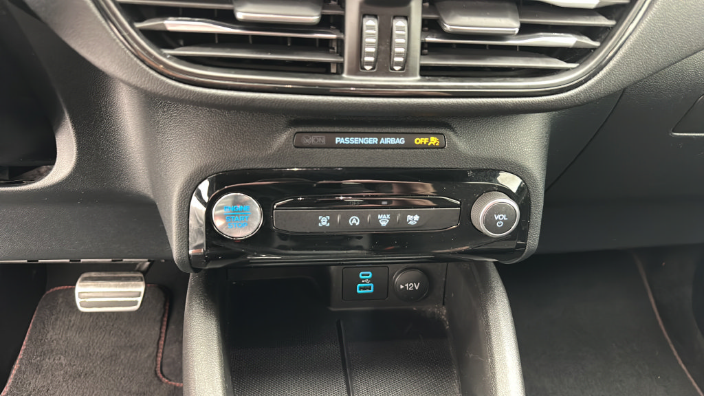 Used 2023 Ford Escape ST-Line Select w/ Tech Pack #1 AWD/4WD image 17