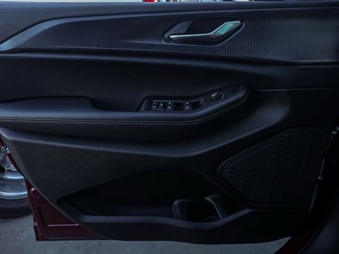 New 2025 Jeep Grand Cherokee L Altitude image 23