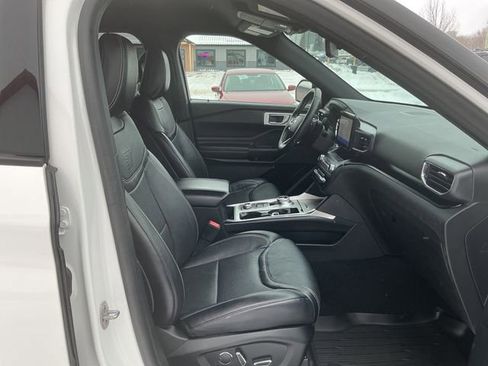 Used 2020 Ford Explorer ST image 22