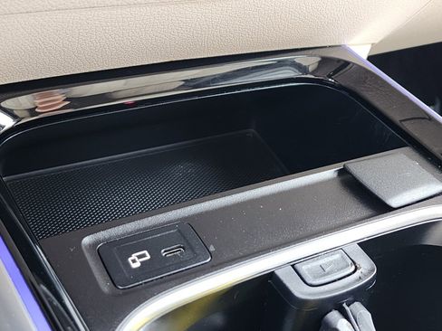 Used 2023 Mercedes-Benz GLB 250 image 23