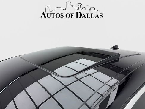 Used 2022 BMW X4 xDrive30i w/ Convenience Package image 16