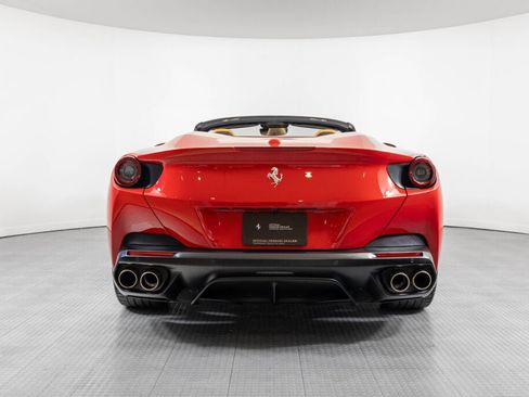 Certified 2020 Ferrari Portofino RWD image 16