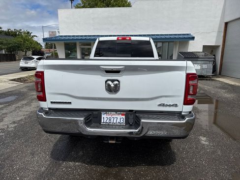 Used 2022 RAM 3500 Big Horn w/ Level C Equiment Group AWD/4WD image 4