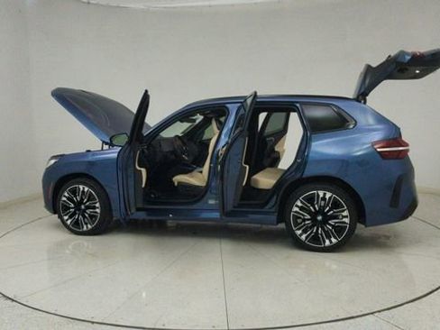 Used 2025 BMW X3 xDrive30i w/ Premium Package image 73