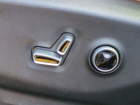 Used 2022 Chrysler Pacifica Pinnacle image 19