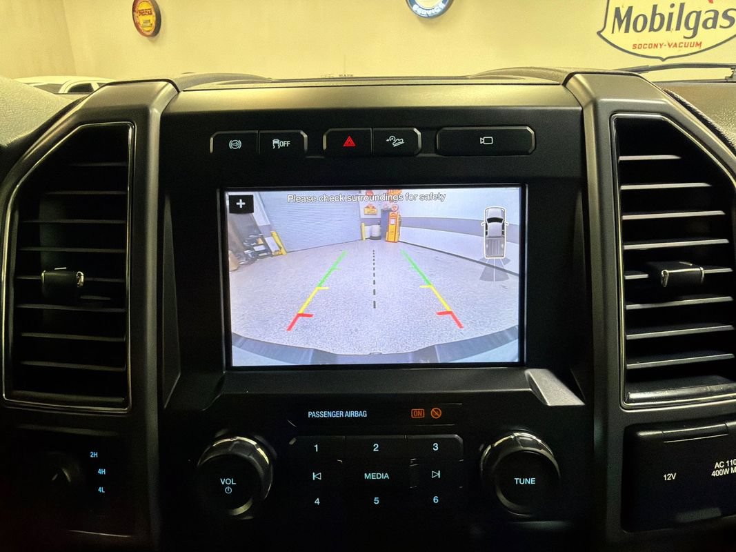 Used 2019 Ford F250 XLT w/ XLT Premium Package AWD/4WD image 23