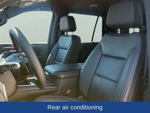 Used 2025 Chevrolet Tahoe Z71 AWD/4WD image 15