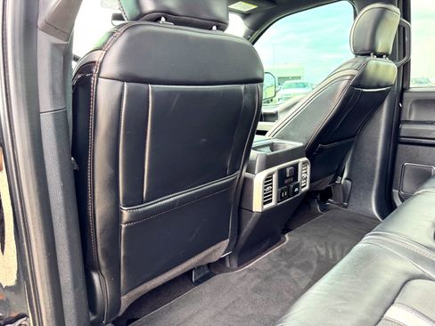 Used 2019 Ford F150 Platinum image 18