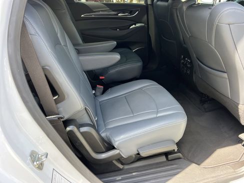 Used 2024 Buick Enclave Premium FWD image 13