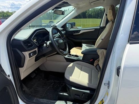 Used 2022 Ford Escape SE w/ Convenience Package FWD image 10