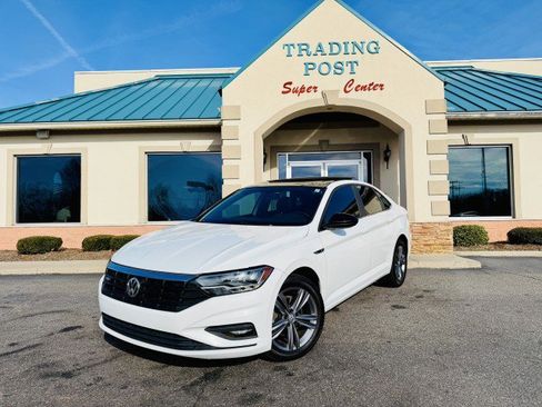 Used 2019 Volkswagen Jetta R-Line image 2