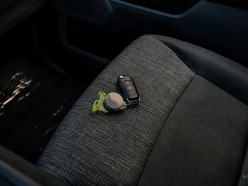 Used 2023 Ford F150 XLT w/ XTR Package image 92