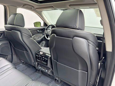 Used 2023 Acura MDX SH-AWD w/ Advance Package image 41