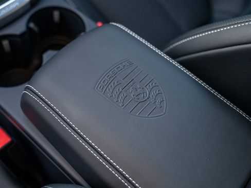 New 2026 Porsche Macan AWD/4WD image 21