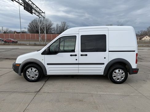 Used 2010 Ford Transit Connect XL image 3
