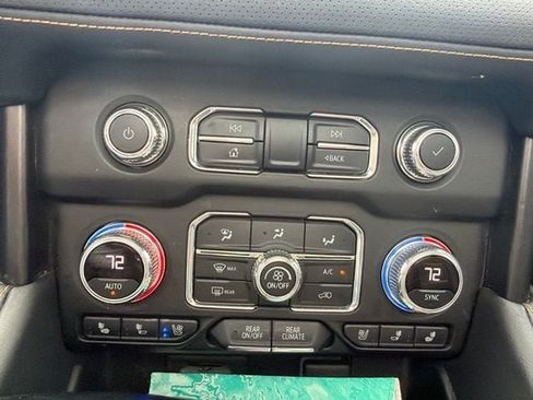 Used 2021 GMC Yukon AT4 w/ AT4 Premium Plus Package AWD/4WD image 20