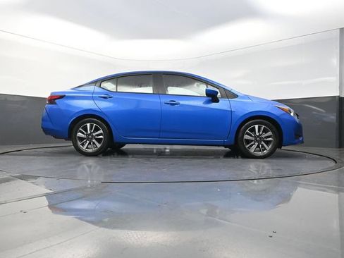 Used 2024 Nissan Versa SV FWD image 38