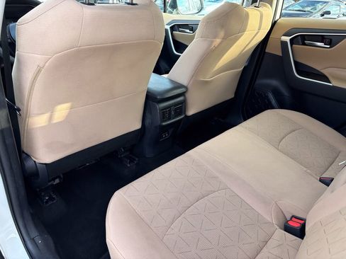 Used 2019 Toyota RAV4 XLE image 43