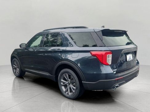 Used 2023 Ford Explorer XLT w/ Equipment Group 202A AWD/4WD image 10