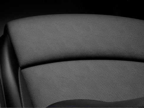 Used 2025 Genesis GV60 Advanced image 25