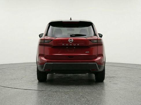 Used 2025 Nissan Rogue SV AWD/4WD image 7
