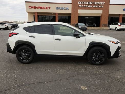Used 2025 Subaru Crosstrek 2.0i image 5