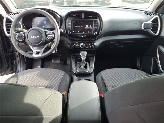 Used 2024 Kia Soul LX w/ Option Group 015 FWD image 61