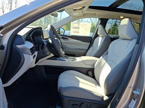 New 2026 INFINITI QX60 Luxe AWD/4WD image 10