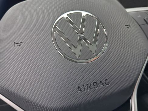 New 2026 Volkswagen Tiguan SE AWD/4WD image 24