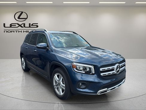 Used 2022 Mercedes-Benz GLB 250 4MATIC image 4