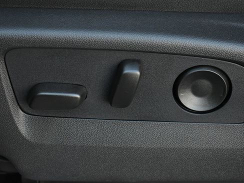 New 2026 GMC Sierra 1500 SLT w/ SLT Premium Plus Package image 14