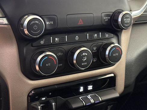 Used 2022 RAM 1500 Laramie w/ Off Road Group AWD/4WD image 21