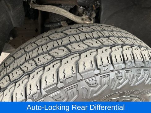 Used 2024 Chevrolet Silverado 1500 RST w/ Z71 Off-Road Package image 34