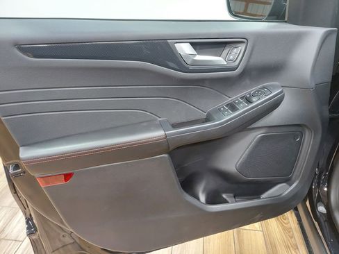 New 2025 Ford Escape ST-Line w/ Tech Pack #1 AWD/4WD image 22