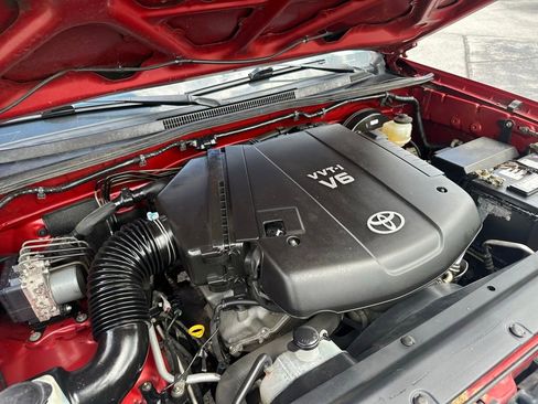 Used 2011 Toyota Tacoma PreRunner w/ TRD Off-Road Pkg image 35