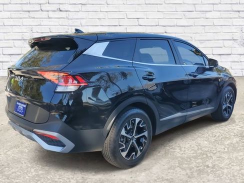 Used 2023 Kia Sportage EX image 4
