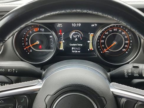 Used 2020 Jeep Wrangler Unlimited Sahara AWD/4WD image 12