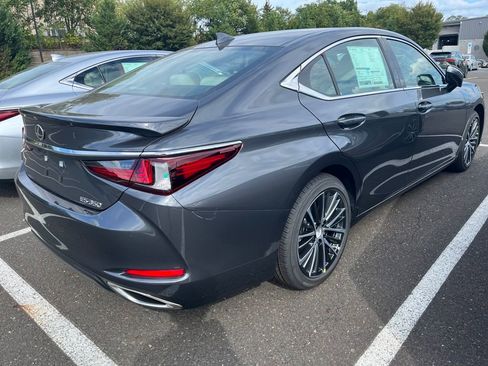 New 2025 Lexus ES 350 w/ Premium Package image 3
